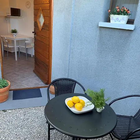 Savic By Interhome
